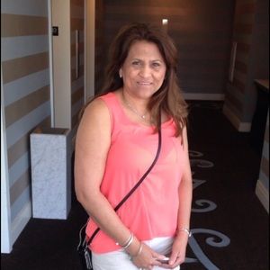 Meet your Posher, Mayra